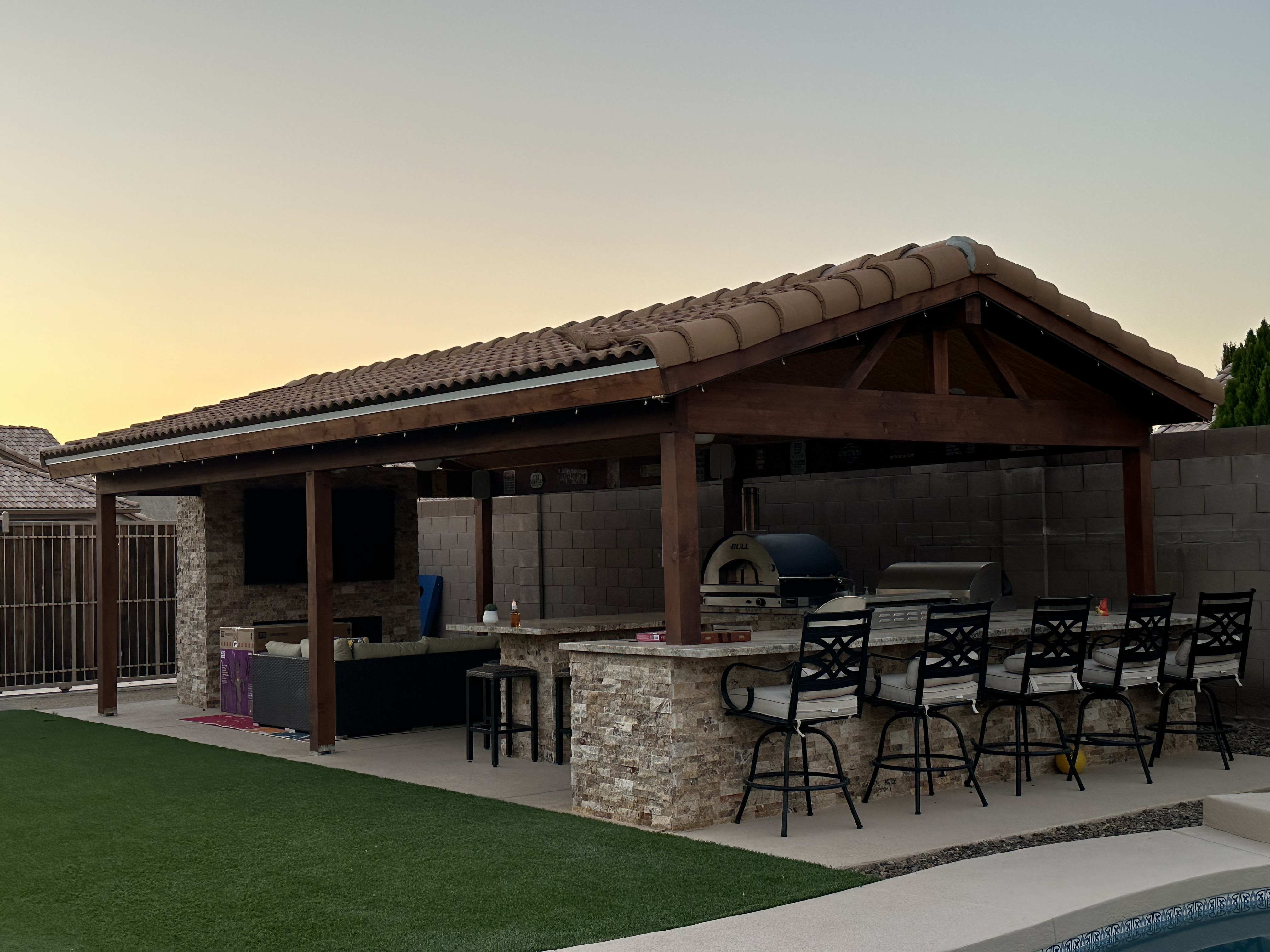 Built-in grill island